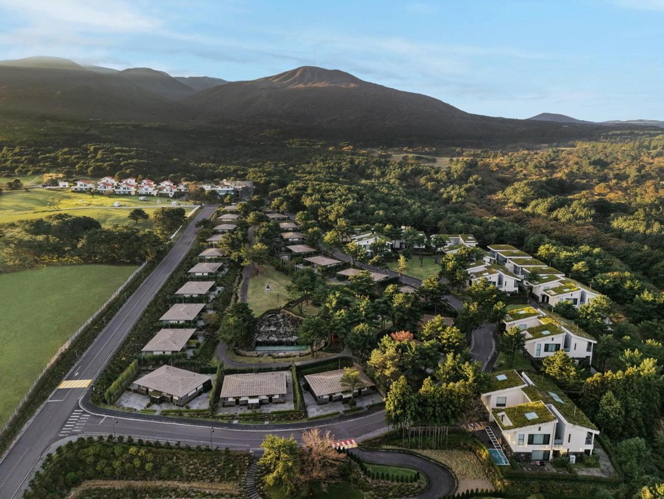 Amber Pure Hill Hotels&Resorts Jeju Exterior foto